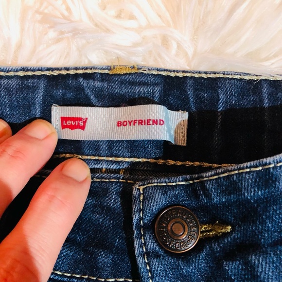 Girls Levi’s Boyfriend Fit Jeans. Size 10 - Picture 5 of 6